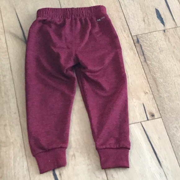 Air Jordan Tracks Pants - Picture 2 of 3